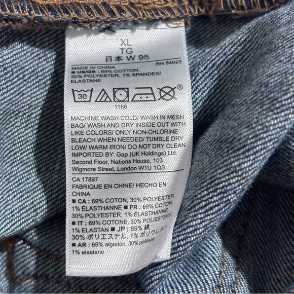 GAP Sz XL Mid Wash Denim Overalls Patch Pockets Tapered Leg Adjustable Straps - Picture 12 of 12